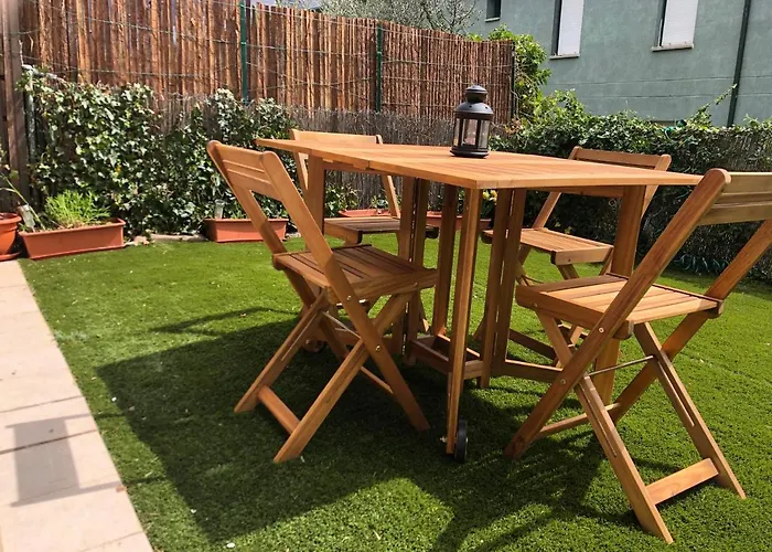 Familiar Con Jardin Y Piscina Holiday home *